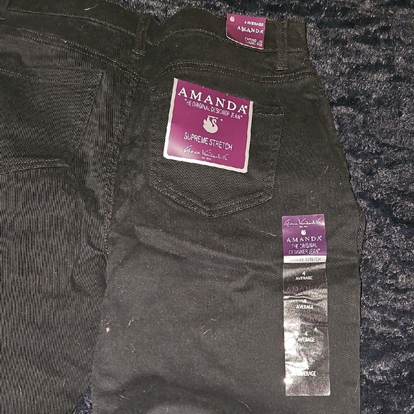 Gloria Vanderbilt Black Stretchy Jeans - Picture 5 of 5
